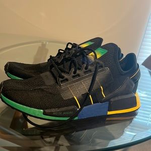 NMD_R1 V2 RIO DE JANEIRO SHOES